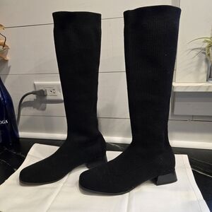 Elegant Black Knee-High Women's Boots